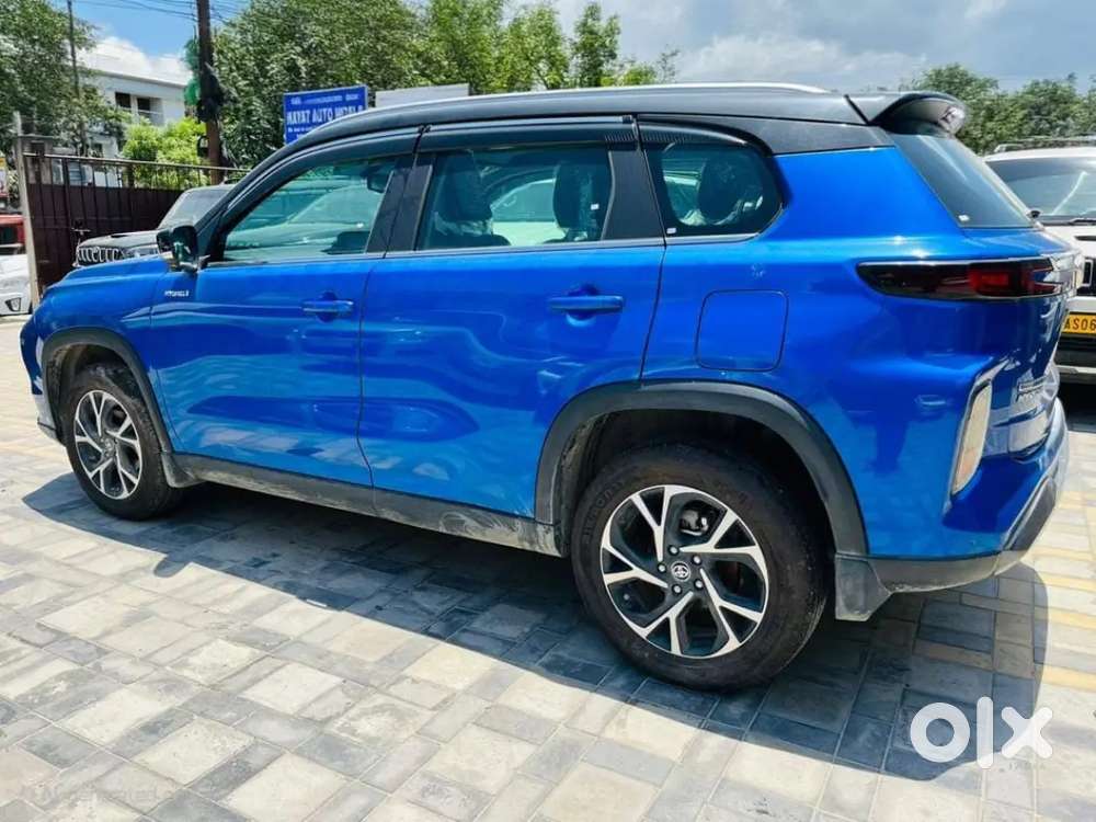 Toyota Urban Cruiser Hyryder 2022 Strong Hybrid Well Maintained