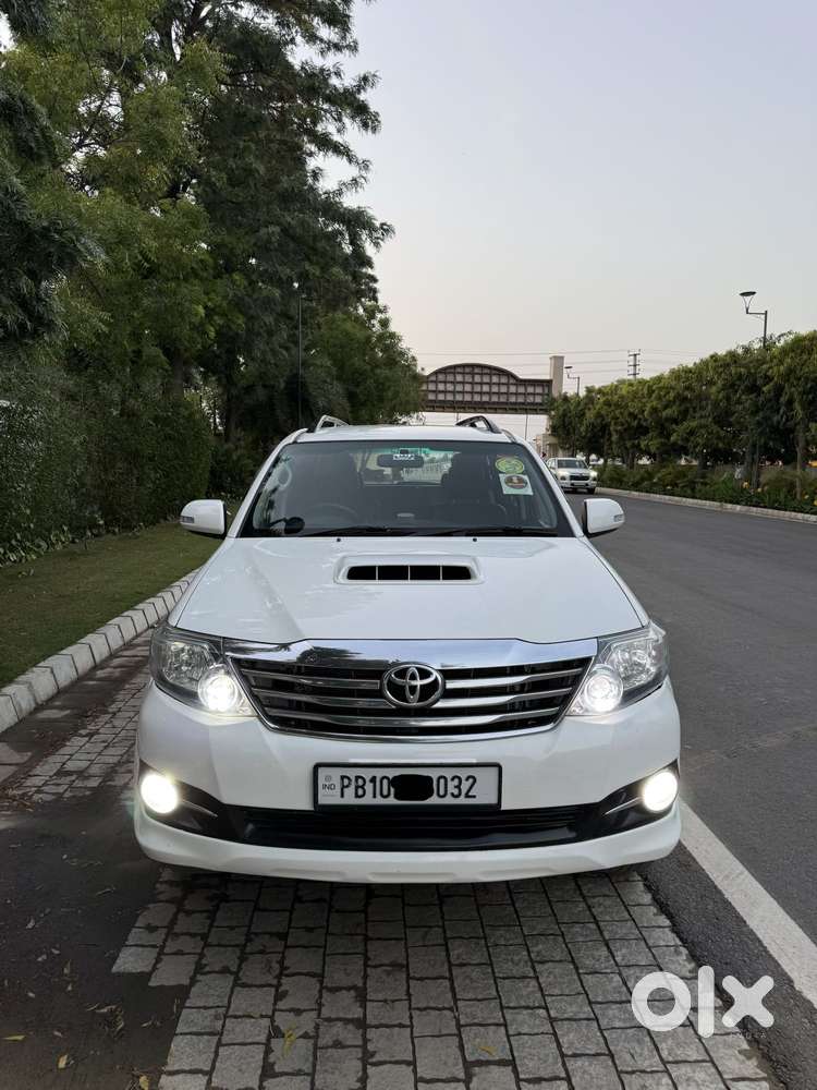 Toyota Fortuner 3.0 4x4 Automatic, 2015, Diesel