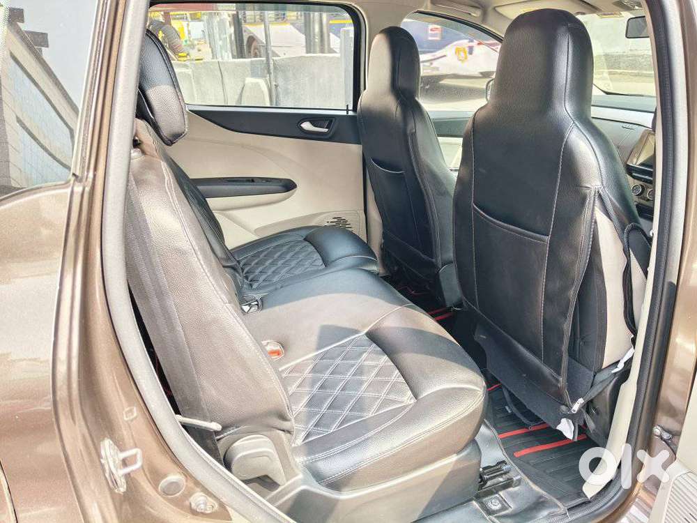 Renault Triber Rxz, 2021, Petrol