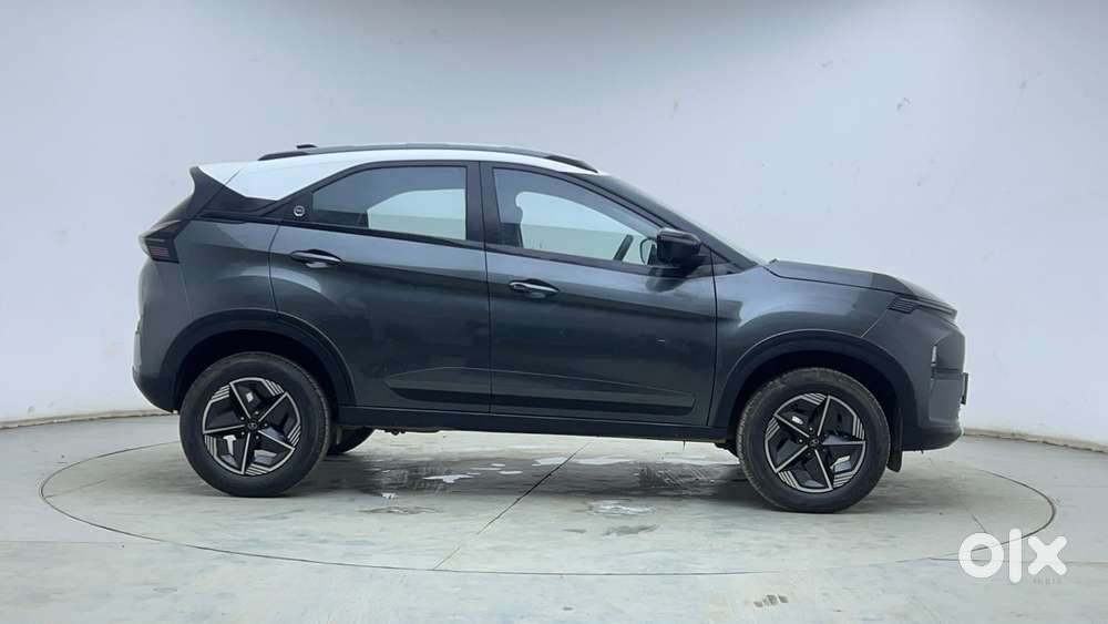 Tata Nexon Creative Plus 1.2 Revotron Petrol 7dca Dt, 2023, Petrol