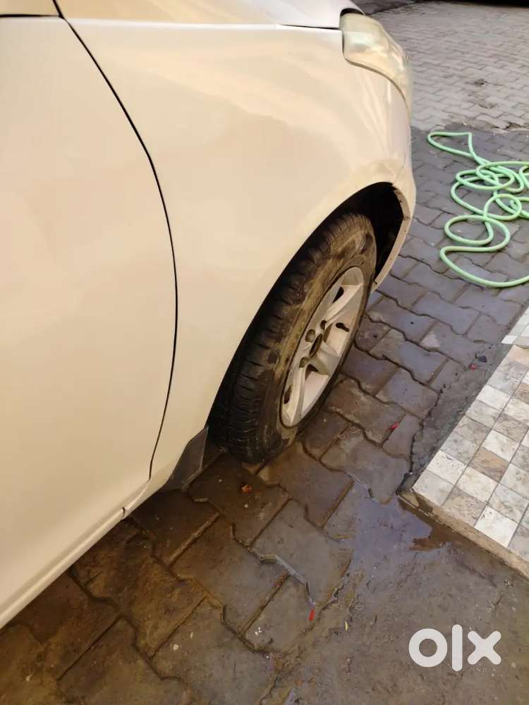 Maruti Suzuki Swift 2015