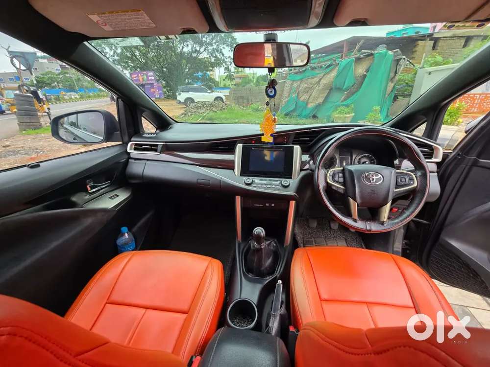 Toyota Innova Crysta 2016