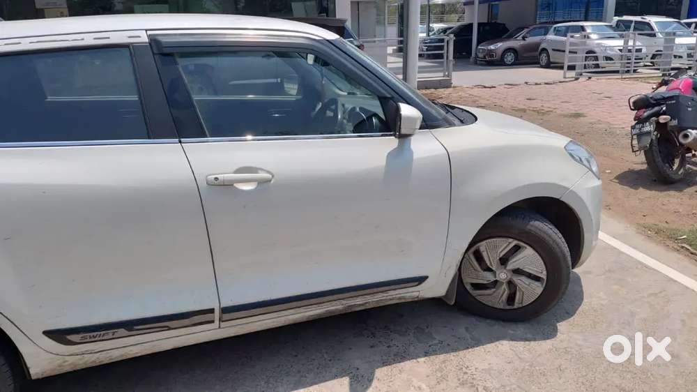 New Car Lena Hai Isliye Isko Bechna Hai
