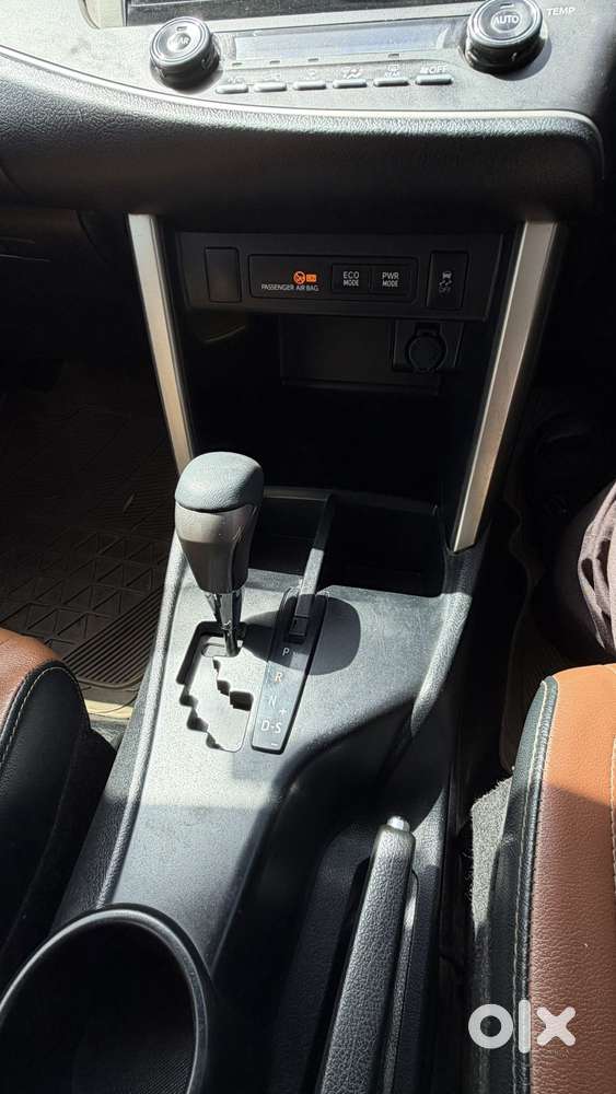 Toyota Innova Crysta 2.8 Zx At, 2017, Diesel