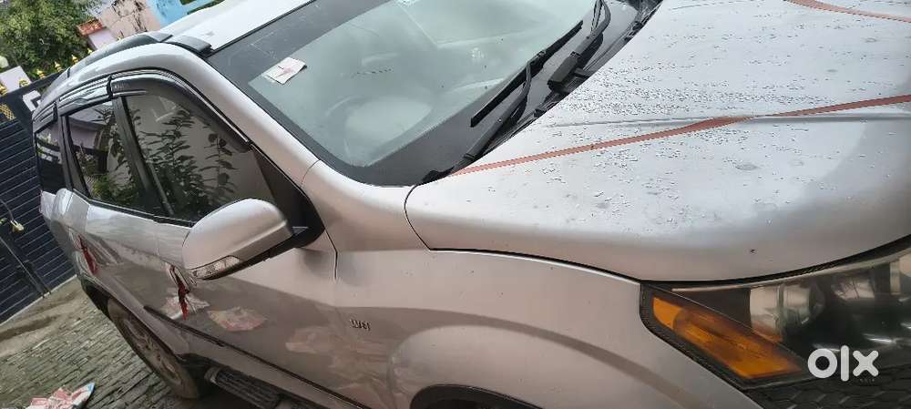 Mahindra Xuv500 2013 Diesel 85000 Km Driven