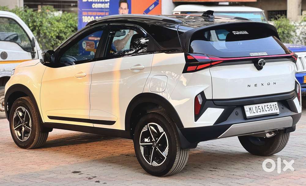 Tata Nexon Fearless Plus S 1.2 Revotron Petrol 7 Dca  Dt, 2024, Petr..