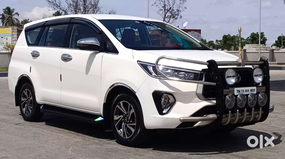 Toyota Innova Crysta 2.4 Gx Limited Edition At 7 Str, 2022, Diesel