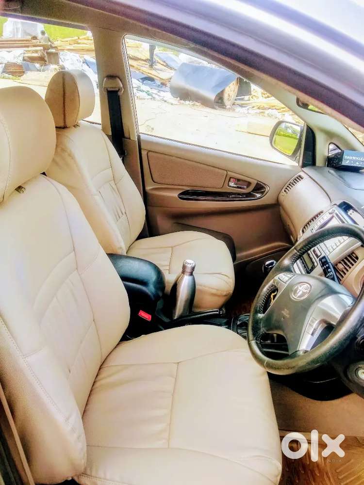 Toyota Innova 2016 Diesel Well Maintained