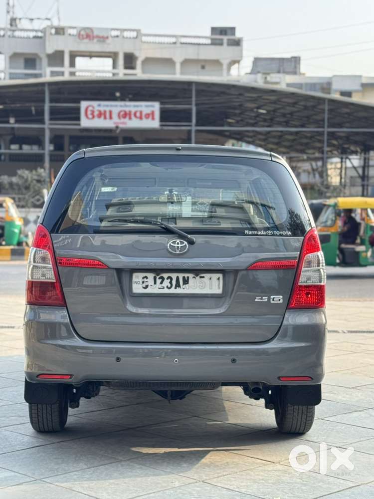 Toyota Innova 2.5 G (diesel) 8 Seater, 2014, Diesel