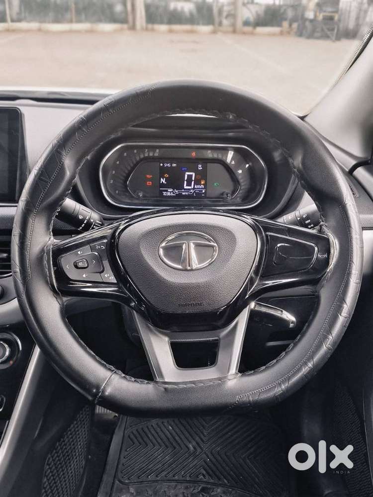 Tata Nexon 1.5 Revotorq Xma Amt, 2022, Petrol