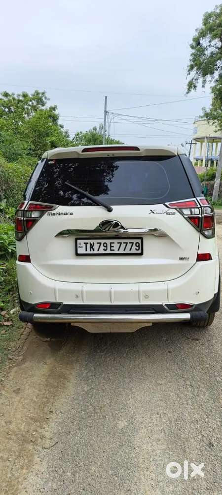 Mahindra Xuv500 W11.2018 (december)