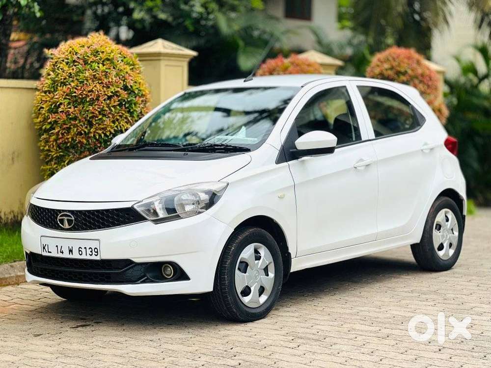 Tata Tiago, 2018, Petrol