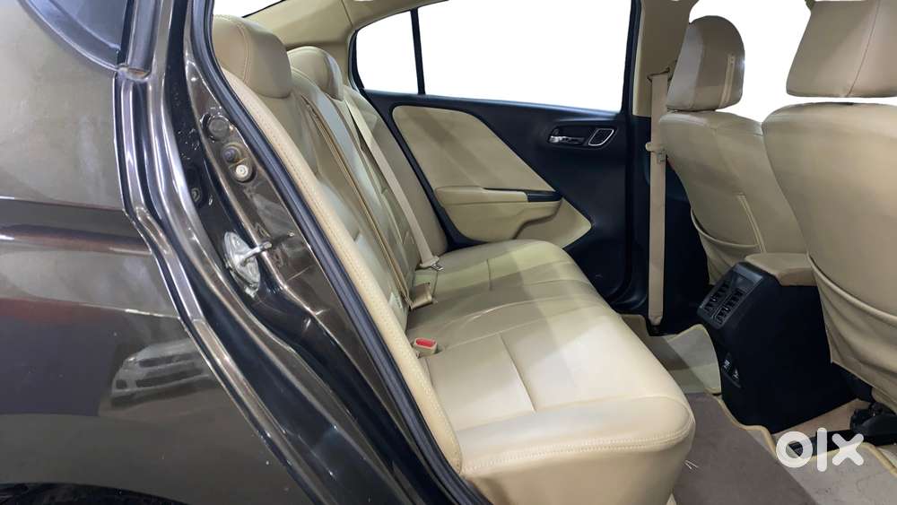 Honda City 1.5 V 5th Gen I-vtec Mt, 2022, Petrol