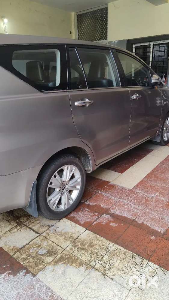 Toyota Innova Crysta 2016 Diesel Manual