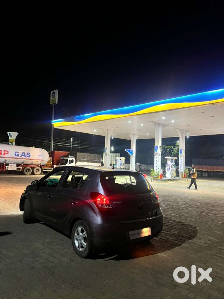 Hyundai I20 Cng & Hybrids Well Maintained