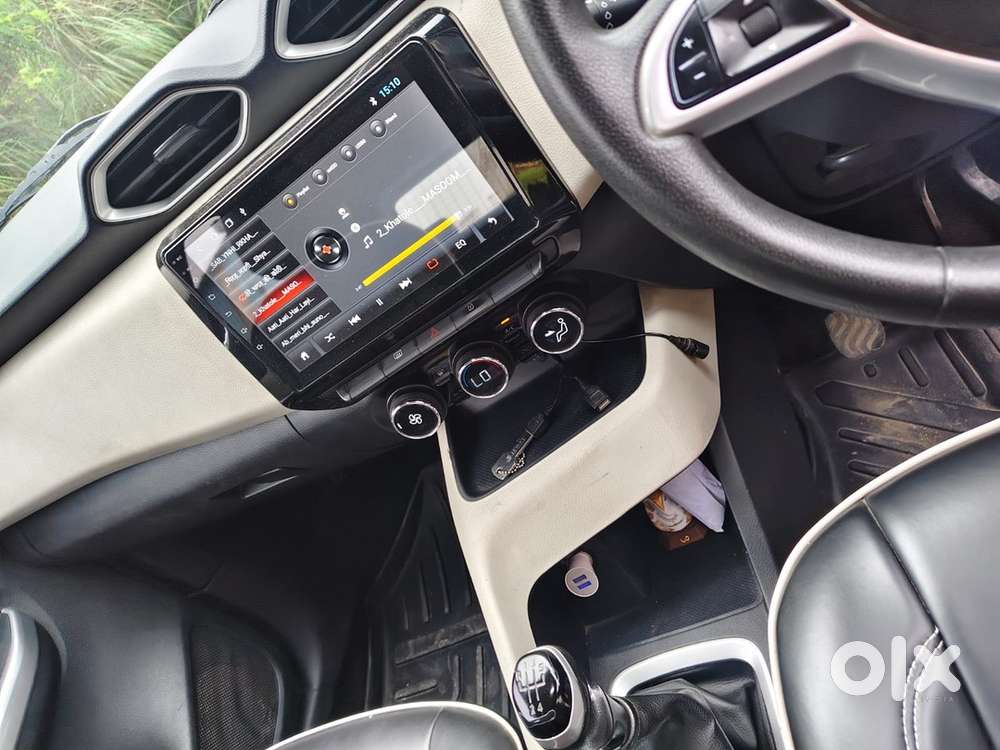 Nissan Magnite 2022 Petrol & Cng 67000 Km Driven