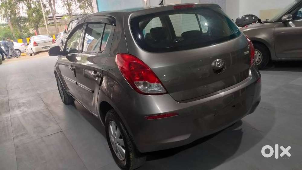 Hyundai I20 Sportz 1.2 Bs-iv, 2012, Petrol