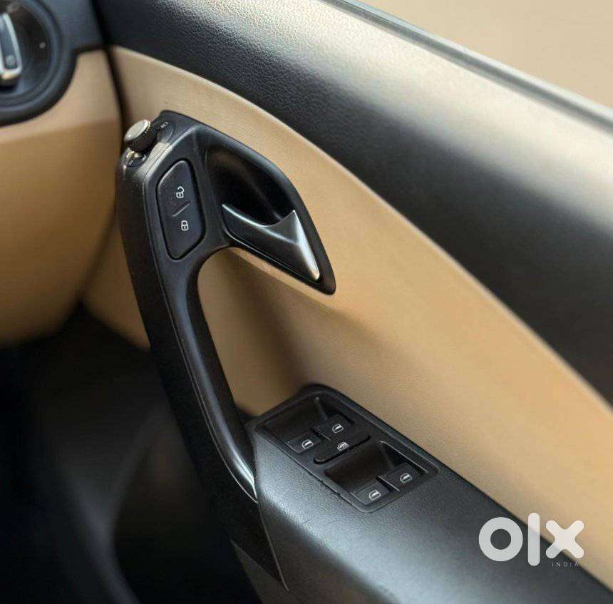 Volkswagen Polo 2009-2013 Petrol Highline 1.2l, 2015, Petrol