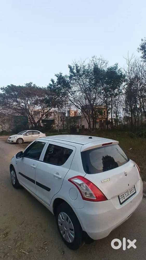 Maruti Suzuki Swift 2015 Diesel 77000 Km Driven