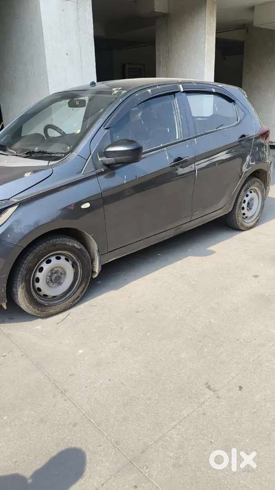 Tata Tiago Cng