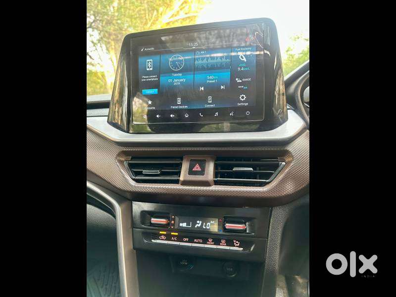 Maruti Suzuki Brezza 1.5 Zxi Plus Smart Hybrid, 2022, Petrol