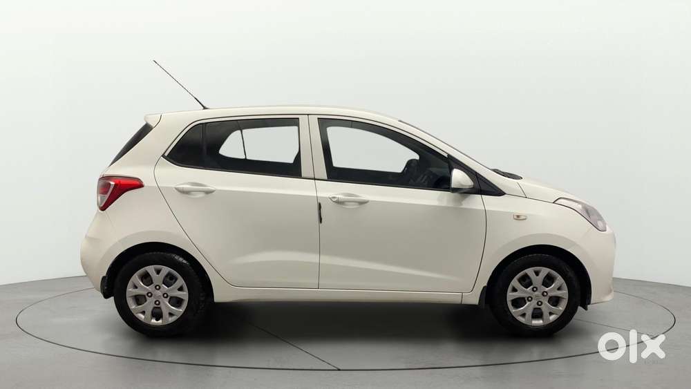 Hyundai Grand I10 Sportz 1.2 Kappa Vtvt, 2017, Petrol