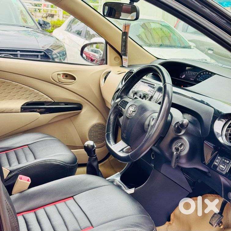 Toyota Etios Liva Vx Dual Tone, 2018, Petrol