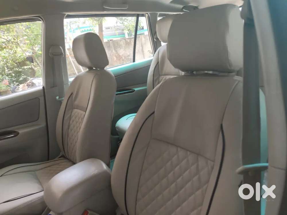 Toyota Innova Vx , Silky Gold 2013 Diesel