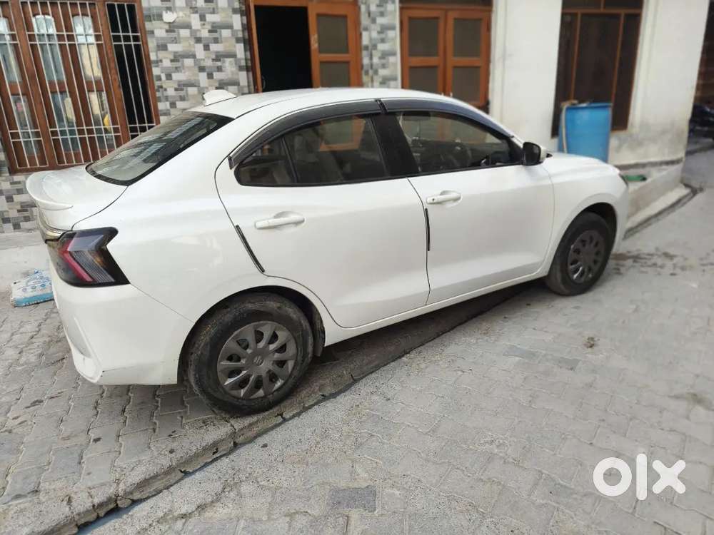 Maruti Suzuki Dzire Vxi 2025