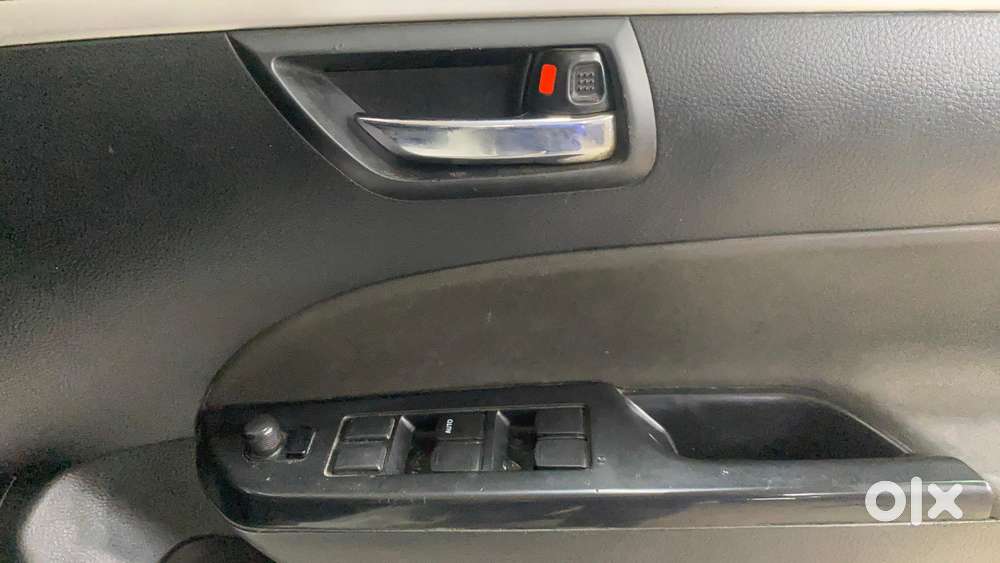 Maruti Suzuki Swift Zxi, 2015, Petrol