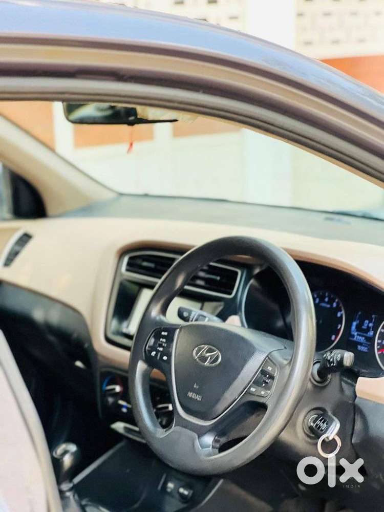 Hyundai I20 Petrol Cvt Magna Executive, 2019, Petrol