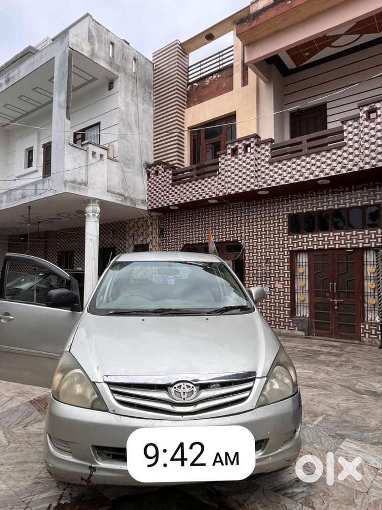 Toyota Innova 2008 Diesel 100000 Km Driven