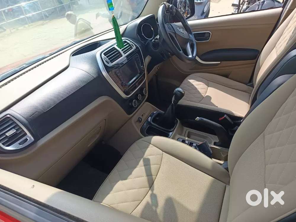 Mahindra Tuv N10 ऑप्शनल 7सीटर फुल टॉप मॉडल 2018लॉस्ट Km 68000 चली