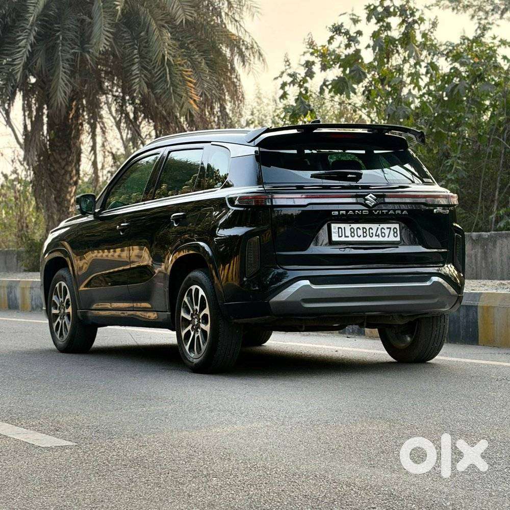 Maruti Suzuki Grand Vitara 1.5 Alpha Plus Intelligent Hybrid Ecvt, 2..