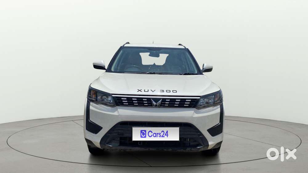 Mahindra Xuv300 W6, 2022, Petrol