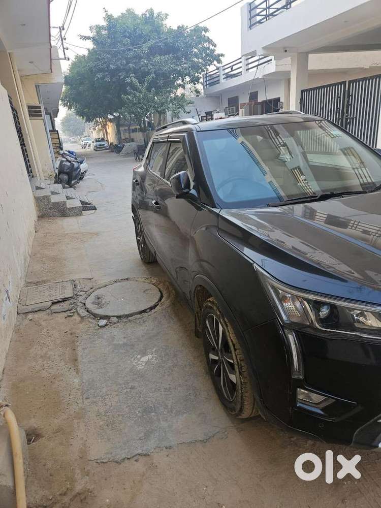Mahindra Car 2019 Petrol