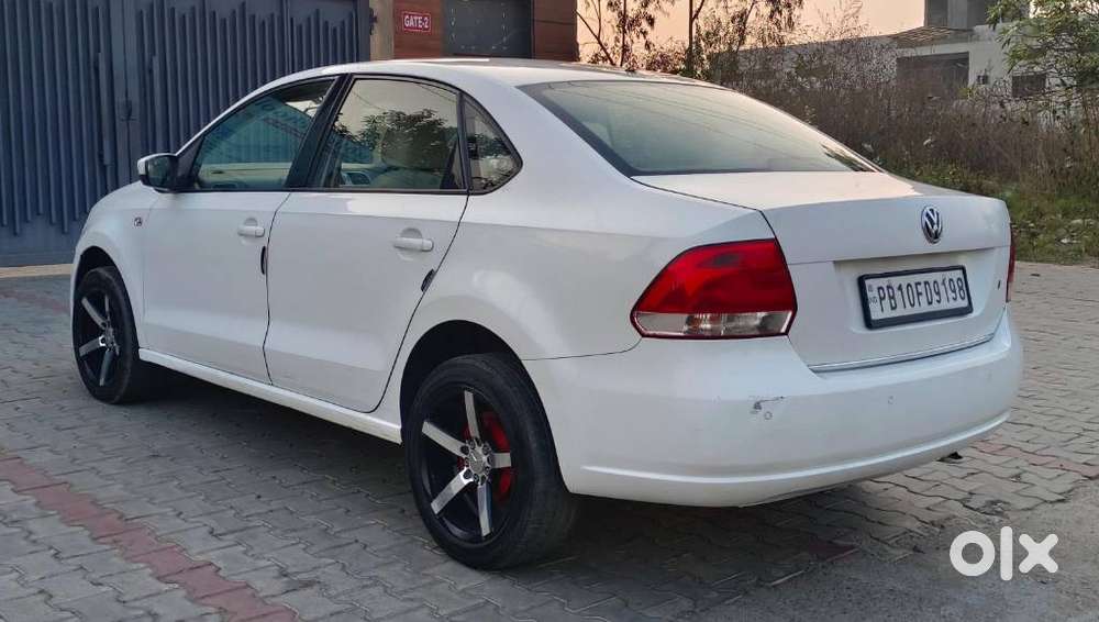 Volkswagen Vento Diesel Highline, 2015, Diesel