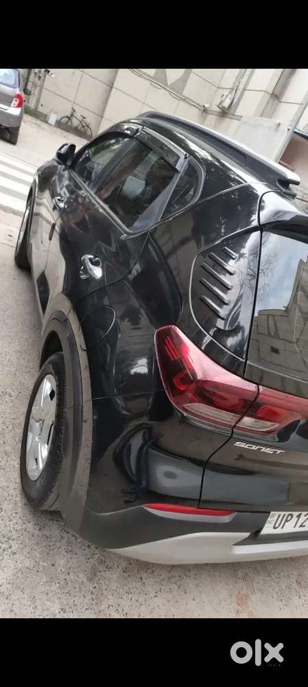 Sunroop, Aug 2022 Model, Petrol, Only 38500 Km,