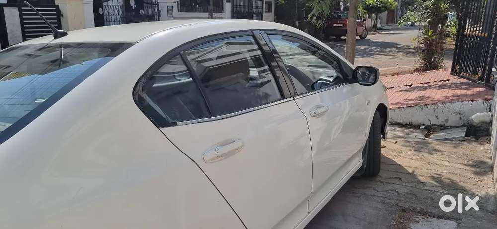 Rc Renewed, Honda City, White, 2009 Petrol 84000 Km Driven
