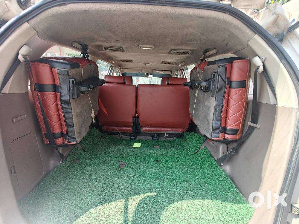 Toyota Innova 2.5 G (diesel) 8 Seater, 2015, Diesel