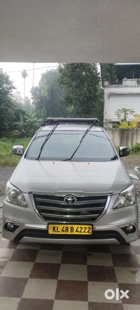 Toyota Innova Diesel 2010 Year