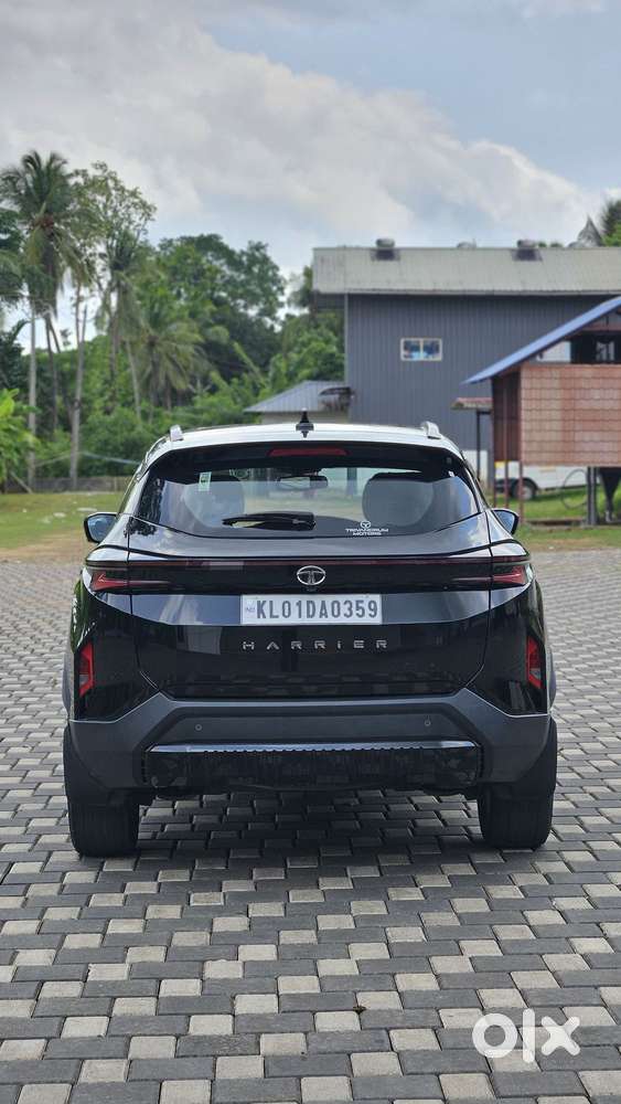 Tata Harrier Fearless Plus Dark Edition, 2023, Diesel