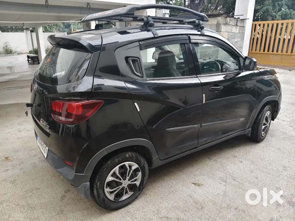 Mahindra Kuv 100 2016 Petrol 70000 Km Driven