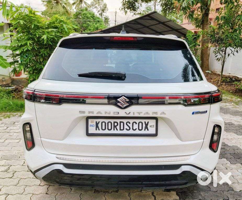 Maruti Suzuki Grand Vitara 1.5 Zeta Smart Hybrid At, 2024, Petrol