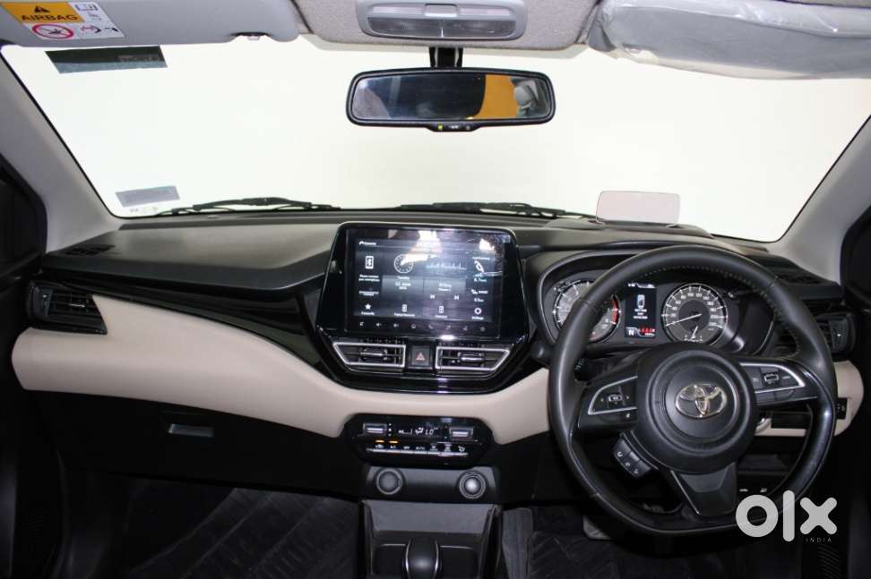 Toyota Glanza 1.2 V Amt, 2024, Petrol