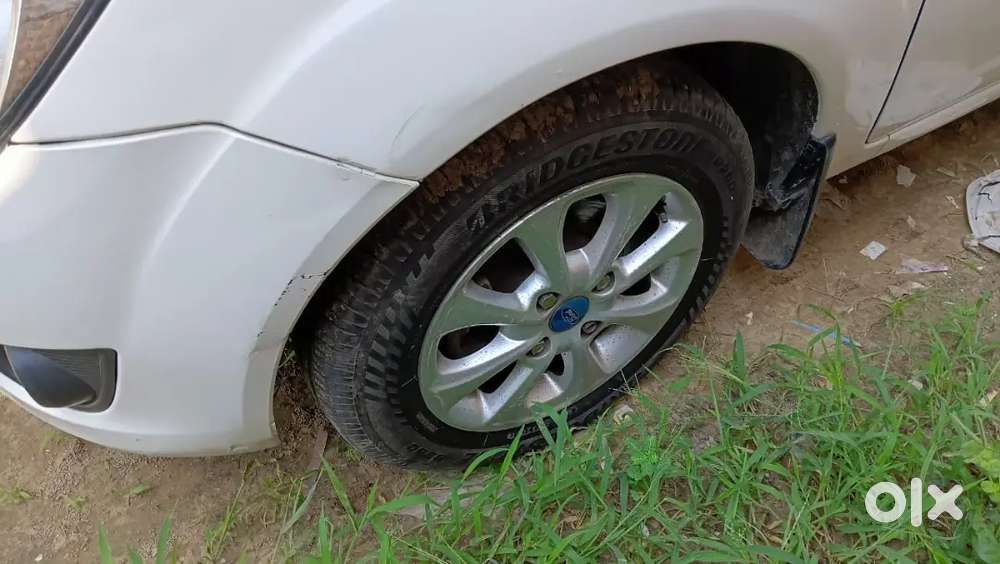 Ford Figo 2012 Petrol Manual