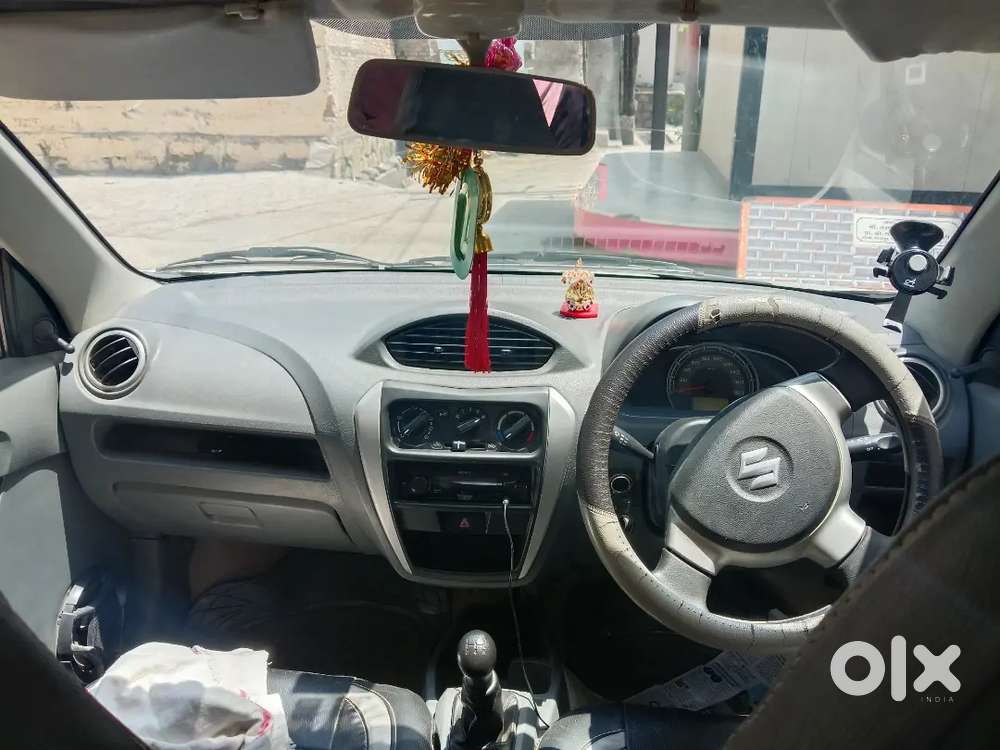 Good Condition Family' Car
Cilld Ac,tayer 80'/.