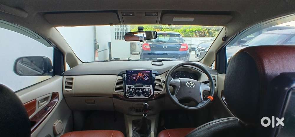 Toyota Innova 2.5 G (diesel) 8 Seater Bs Iv, 2013, Diesel