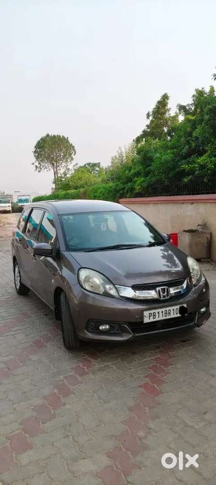Honda Mobilio 2014 Petrol 112000 Km Driven
