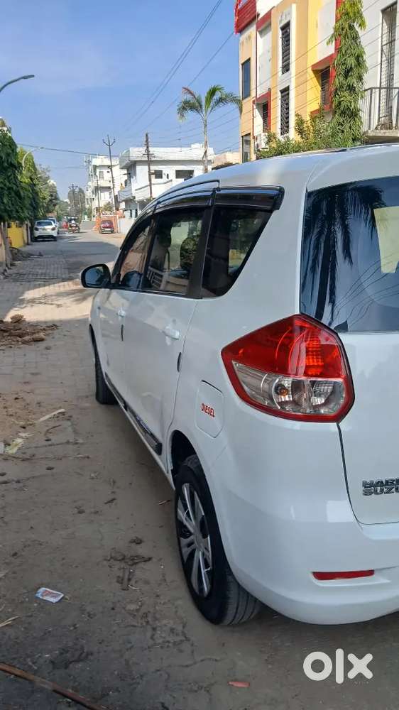 Maruti Suzuki Ertiga 2014 Diesel Well Maintained